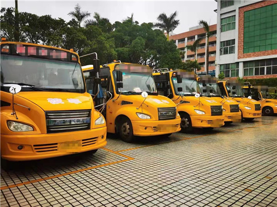 二手中學生校車